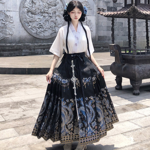 梦桑塔大码汉服黑色凤凰马面裙夏季短袖上衣日常可穿女绣花织金