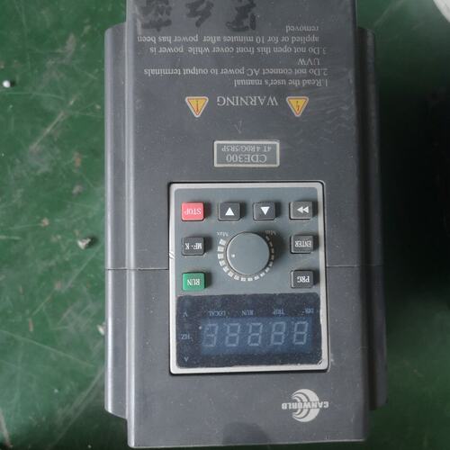 议价变频器E300-4T4R0G/5R5P 质量保证