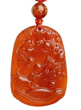 天然红玛瑙生肖三合猴鼠龙吊坠