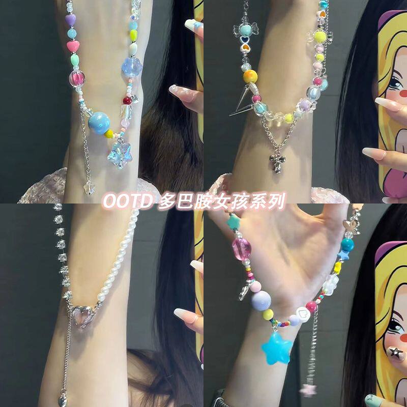 敲可爱呀~多巴胺彩色蝴蝶项链女甜酷辣妹ins风锁骨链小众网红配饰