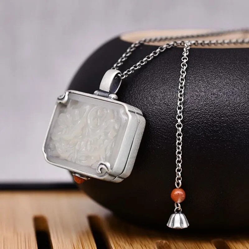 Vòng cổ hộp ngọc túi thơm trang sức đơn giản thời trang khí chất cổ điển mạ bạc nữ phụ kiện khảm bạc ngọc trắng phụ kiện đeo mẫu mới