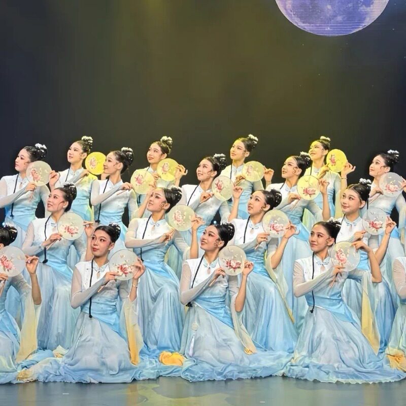 北湖映月古典舞蹈服装中国风飘逸