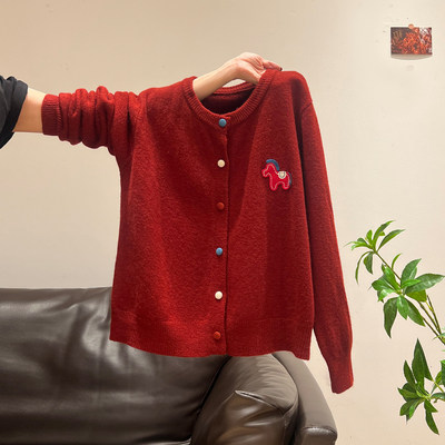 红色新年长袖针织开衫刺