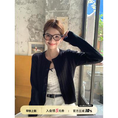 苏三三黑色毛衣开衫外套