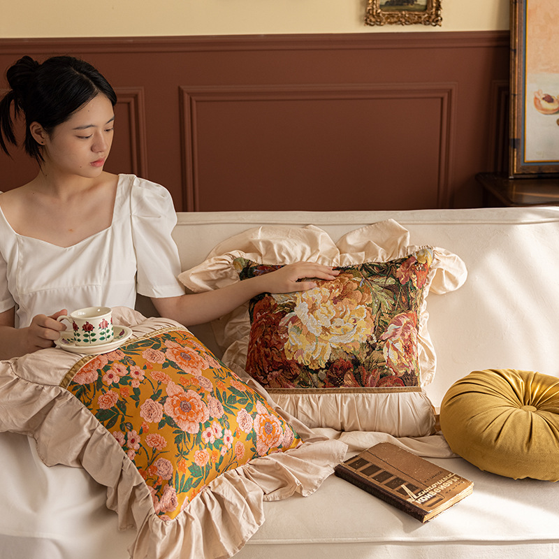 轻奢沙发靠枕样板房装饰抱枕新中式荷叶花边客厅沙发腰枕背垫