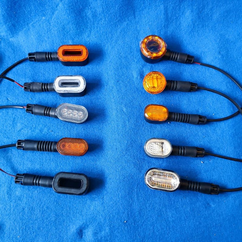 速发后动电瓶车前电转向灯转弯灯v插休闲三轮超亮4860快改装警示