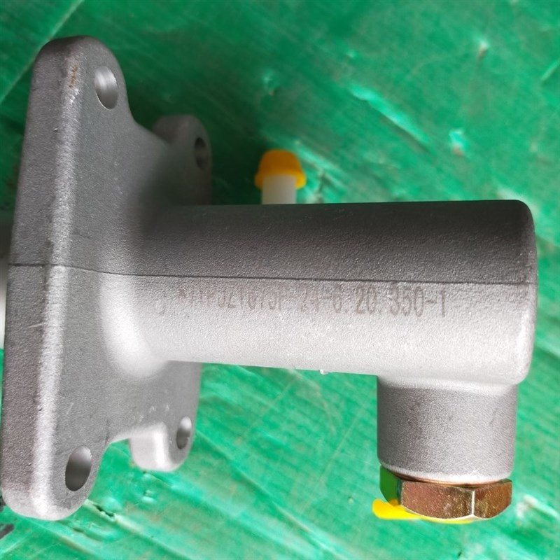 速发三轮车原车配件奥翔刹制动泵 头泵头4孔固定 车泵吕 原车