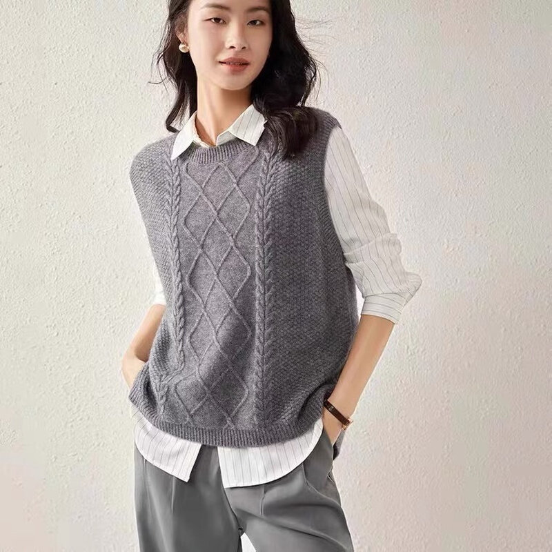 高货羊毛针织马甲背心女秋季新款外搭叠穿配衬衫坎肩圆领无袖毛衣