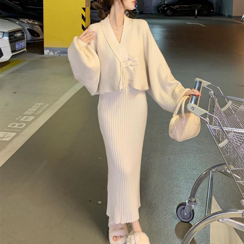 速发连衣裙秋装套装女装甜辣风毛衣针织包臀裙吊带两件套套头外套