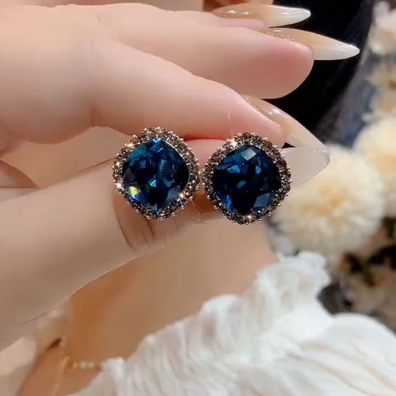 蓝色水晶耳钉耳环女新款合金潮小众设计高级感轻奢网红秋冬耳饰