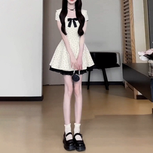 法式气质蝴蝶结波点连衣裙子女夏季2025新款小个子显瘦收腰a字裙