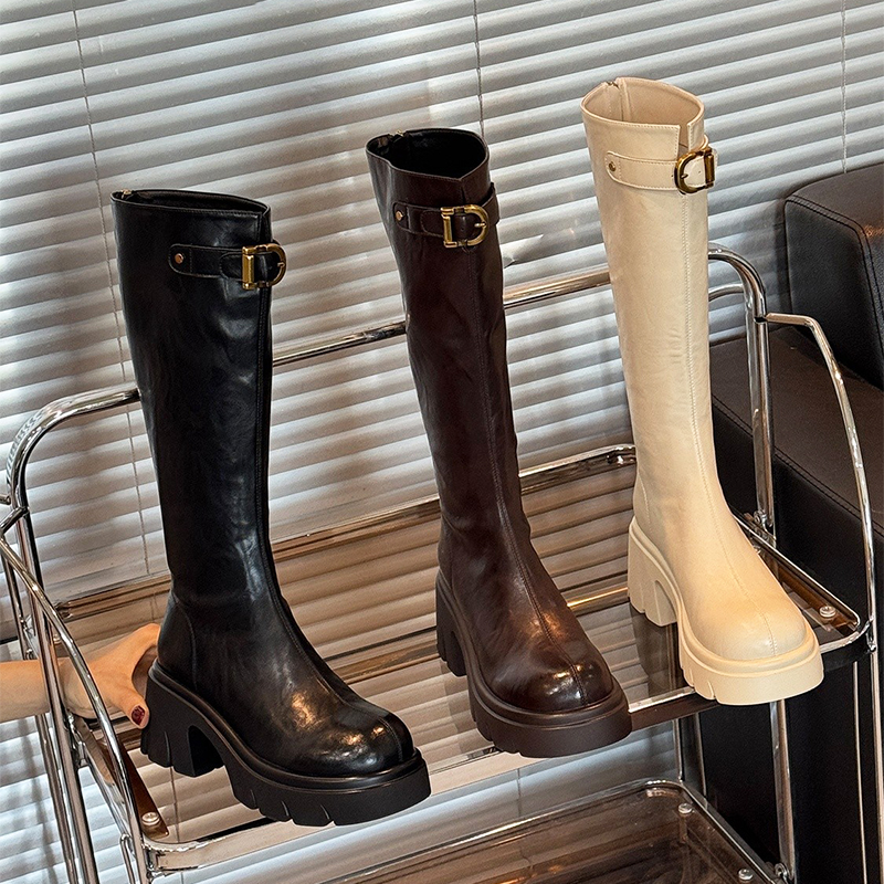 厚底增高长筒靴女2025秋冬新款气质百搭皮带扣后拉链不累脚时装靴