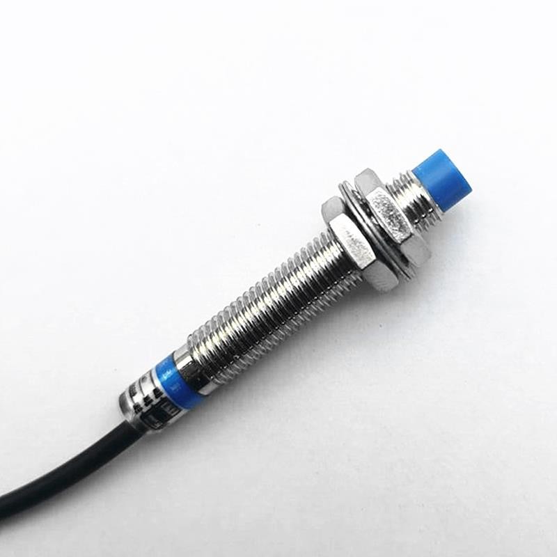 M8远距离接近开关LJA8M-4N1直流三线NPN常开4MM胜方电感式传感器