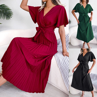 dress temperament pleated Women pendulum neck cross large