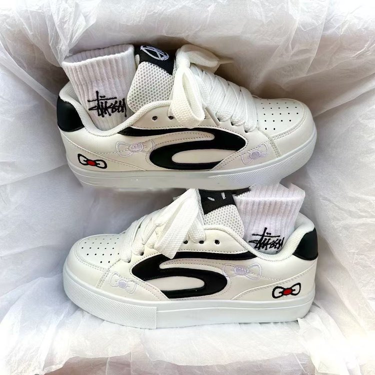 网红爆款厚底小白鞋子女款2025夏季新款时尚百搭情侣运动休闲板鞋