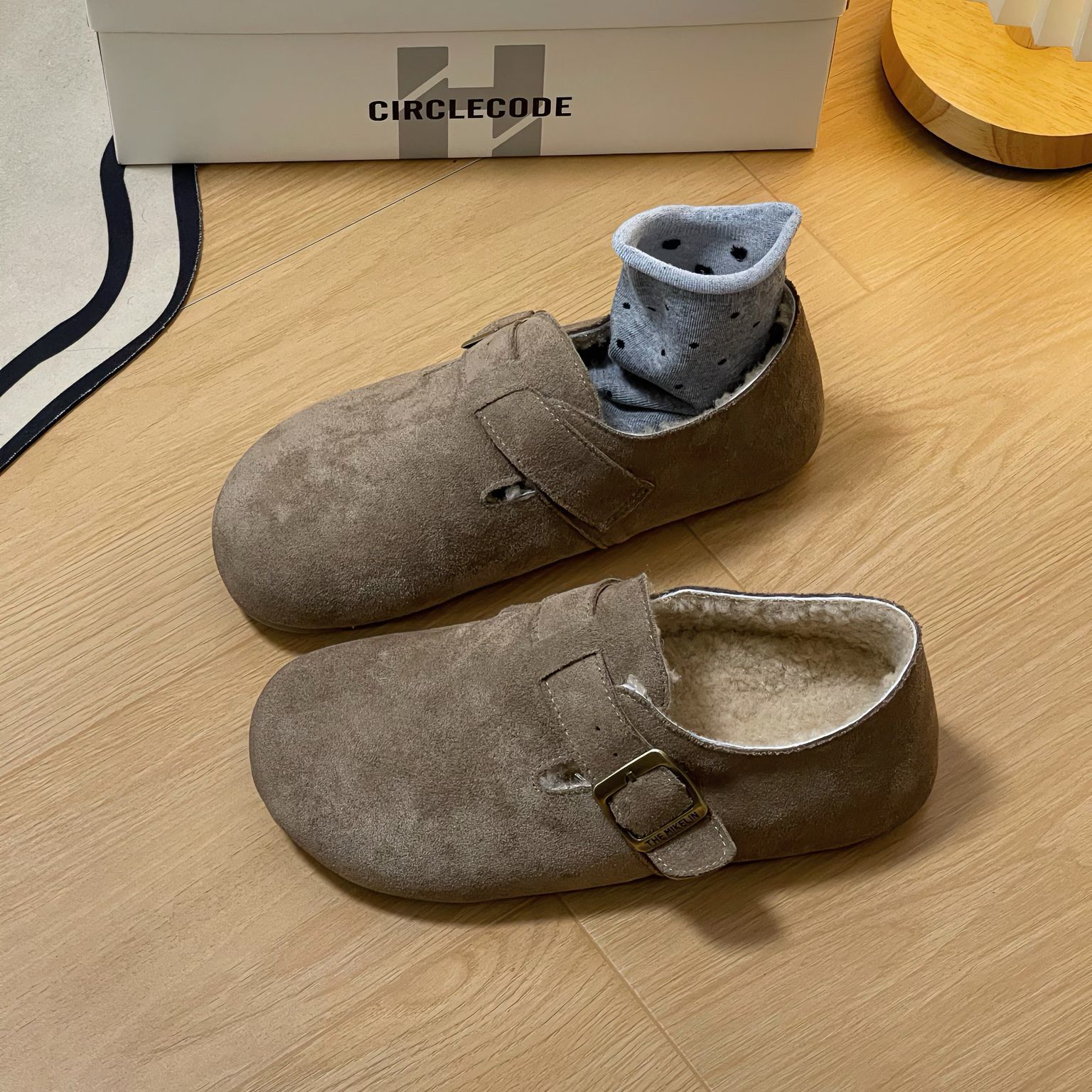 加绒全包勃肯鞋女款2025秋冬百搭时尚新款一脚蹬棉鞋丑萌勃肯鞋女