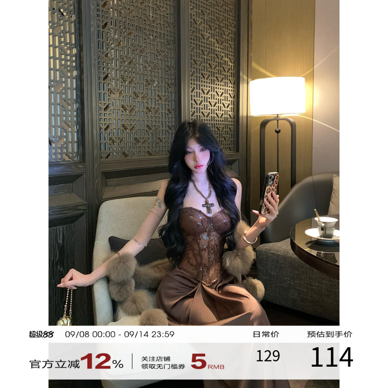 牛了牛了 贵气感穿搭套装女2025早秋蕾丝鱼骨上衣半身裙子一整套