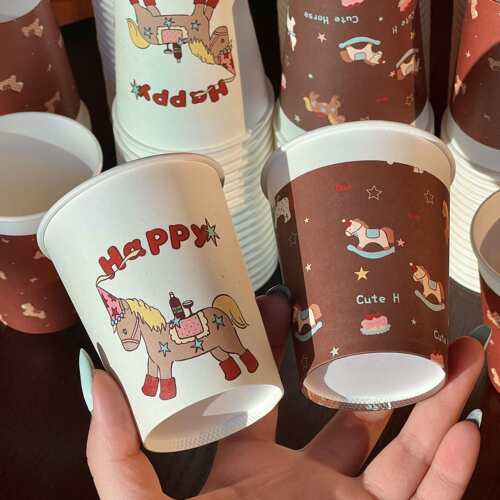卡通新年可爱小马图案纸杯一次性杯子过年待客婚庆用品敬茶纸杯