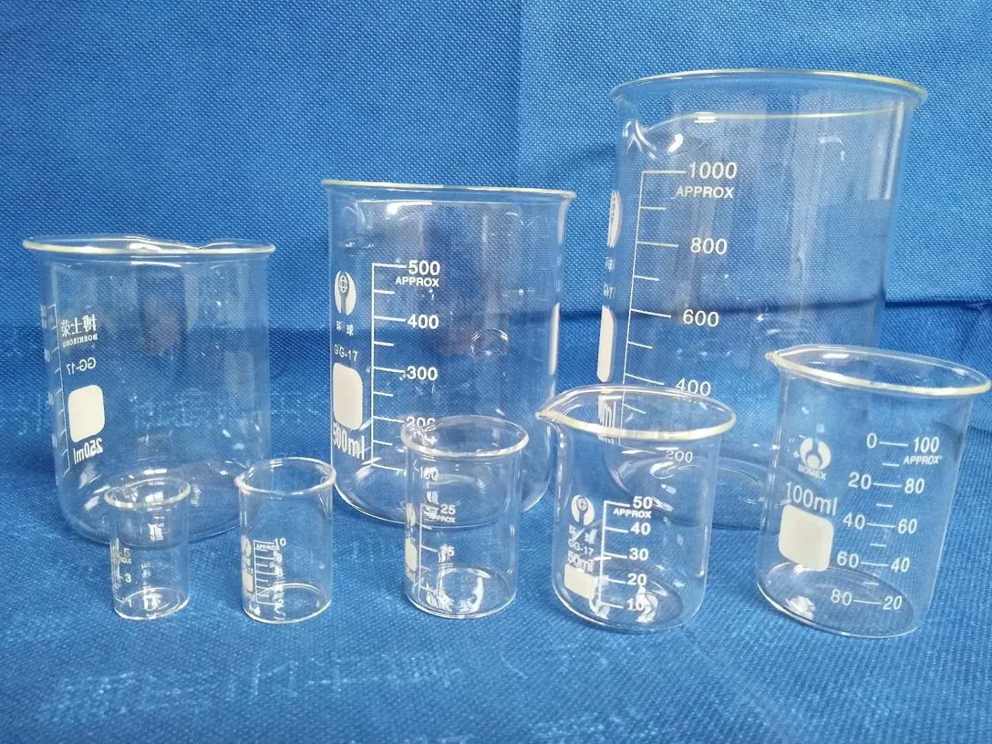 低型烧杯 耐高温玻璃烧杯量杯50 100 250 500 800 1000毫升定量取