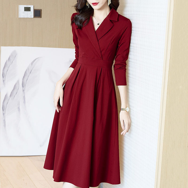 纪诗哲红色洋装女2025秋季新款长袖显瘦修身小个子V领凸显身材