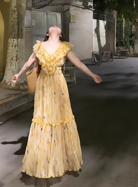 夏日绝美度假风黄色多巴胺碎花荷叶边连衣裙女夏季一字领绝美长裙
