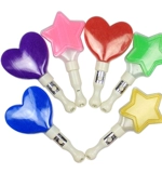 Love Stick 15 Изменение цвета светодиодные флуоресцентные персиковые концерт Heart должны поддерживать Love Stick