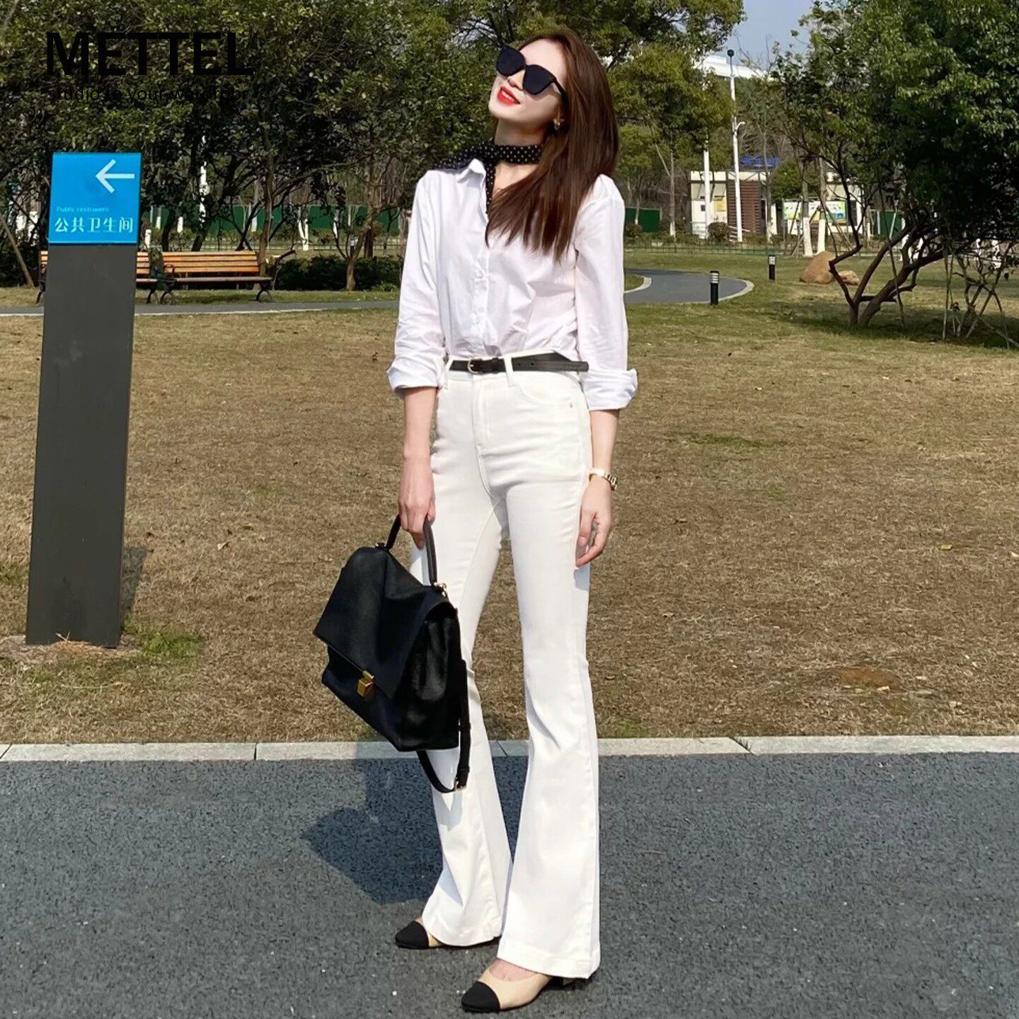 白色微喇牛仔裤女2025夏季新款高腰显瘦小个子马蹄喇叭裤子