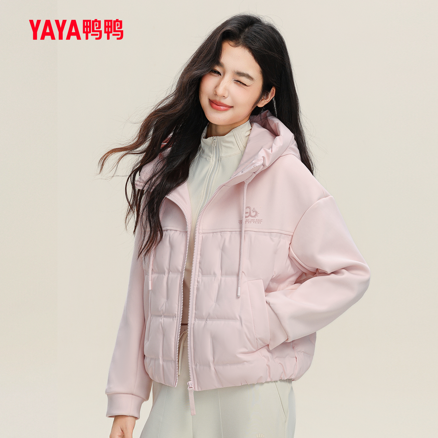 鸭鸭短款连帽轻薄羽绒服