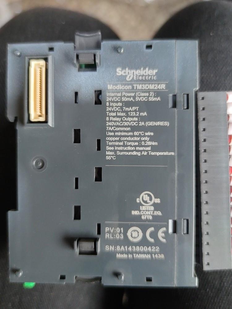 TM3DM24R拆机施耐德模块,如图实拍,功能包好,成色漂亮