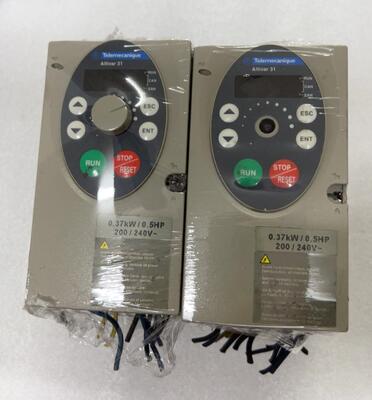 ATV31H037M2A施耐徳变频器,拆机有2只,实物拍摄,