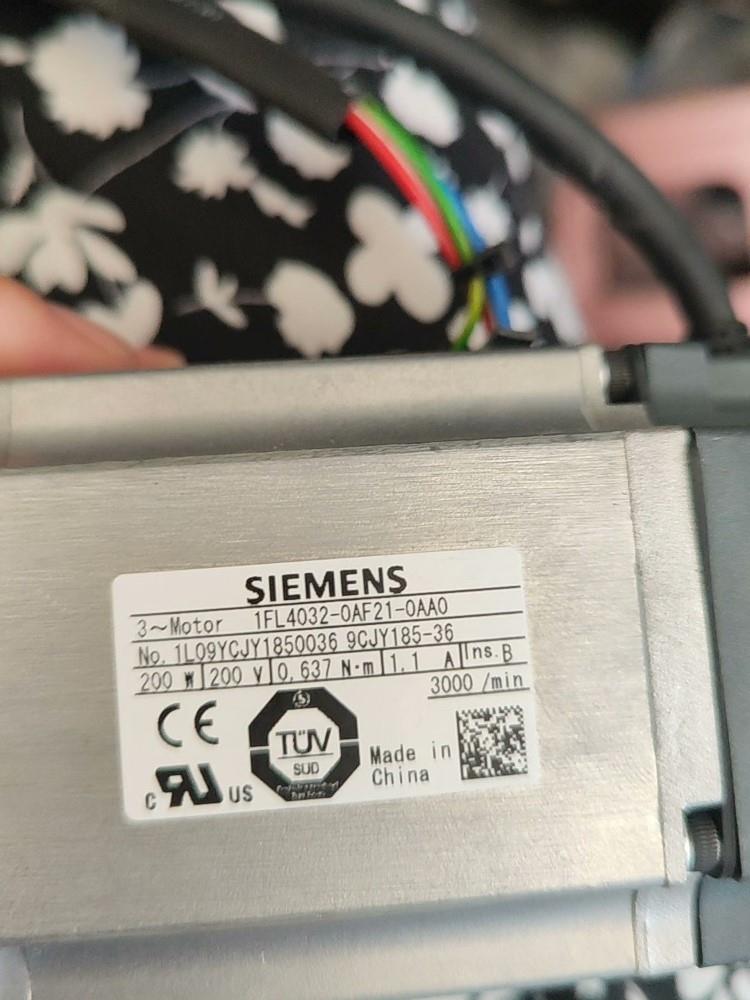 1FL4032-0AF21-0AA0拆机西门子电机,功能正常
