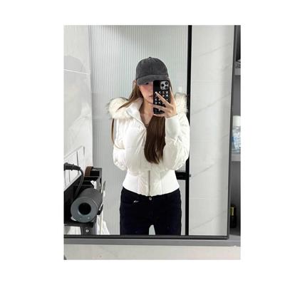 粉色针织收腰连帽棉服外