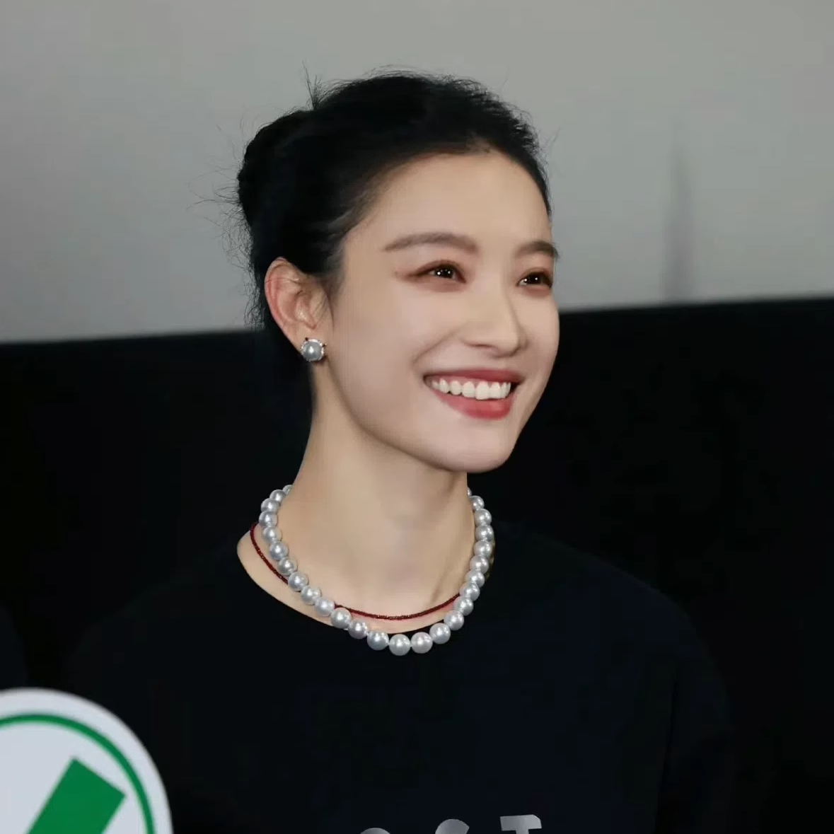 消失的她倪妮同款925银澳白珍珠项链女强光轻奢港风锁骨链礼物潮