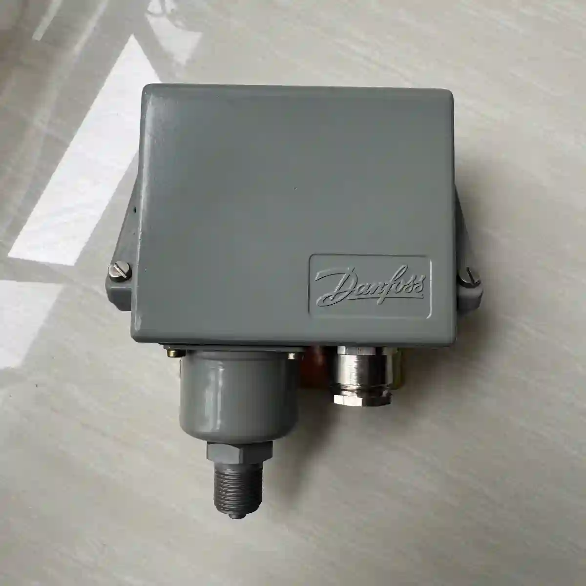 丹佛斯Danfoss kps33 060-3103压力开议价