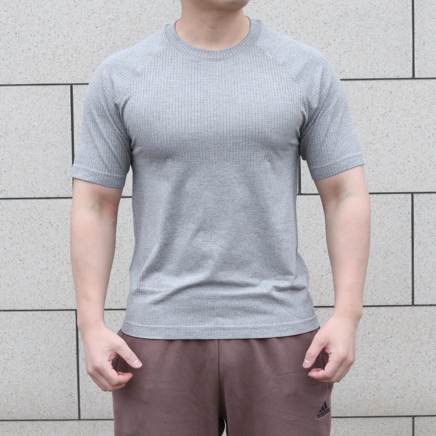 健身无缝弹力速干吸汗透气短袖阳离子户外运动跑步圆领训练t恤男