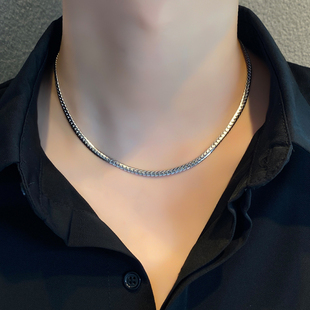 素链银色不掉色男生小众吊坠饰品 钛钢项链男轻奢高级感锁骨链短款