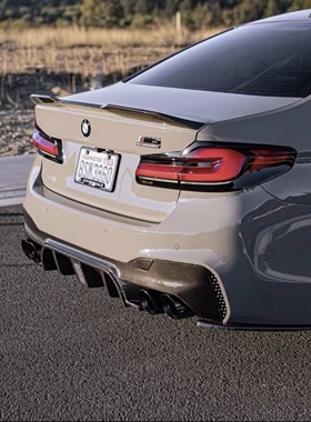 适用于G30G38宝马5系525 530LI改装小包围碳纤维后唇