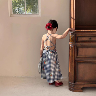 三亚女童海边连衣裙夏装女宝海岛穿搭挂脖露背旅游度假背心沙滩裙