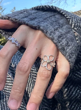银色镂空线条花朵戒指女小众设计