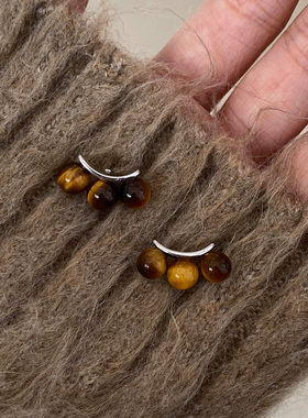 秋冬美拉德琥珀色圆球耳环女小众设计气质耳饰2025新款轻奢高级感