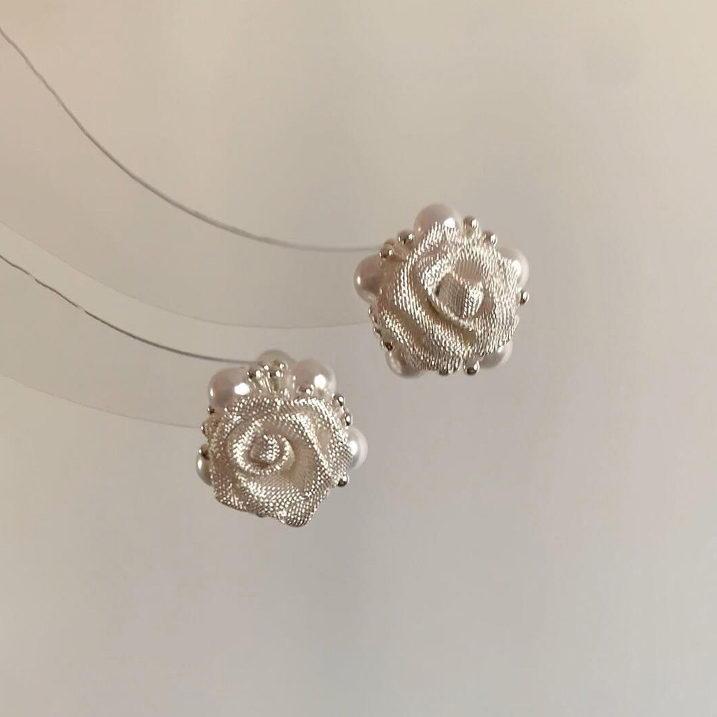 网纱玫瑰仿花珍珠耳钉2025新款爆款高级感轻奢小众独特气质耳环女,饰品/流行首饰/时尚饰品新,耳环,淘宝优惠券,粉丝福利购,淘宝优惠卷