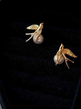复古仿珍珠飞鸟耳钉2025新款爆款高级感耳环小众独特耳夹女无耳洞