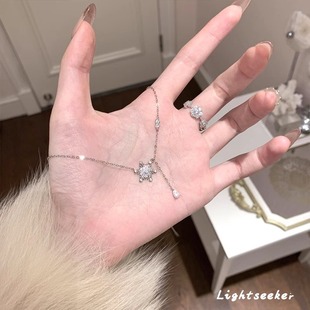 S925银满天星雪花项链女款 锁骨链高级感轻奢小众精致颈链 2025新款