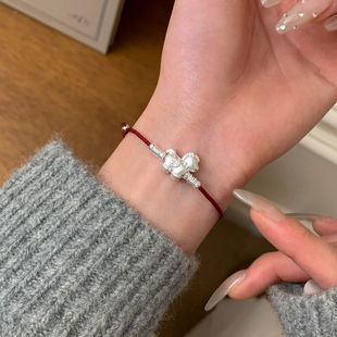 S925银铜钱小马红绳手链女轻奢小众2026马年本命年红手绳新年礼物