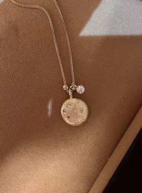 拉丝星星圆牌项链女小众设计感