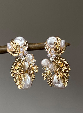 夸张不规则仿珍珠树叶耳环2025新款爆款高级感耳钉小众独特设计感