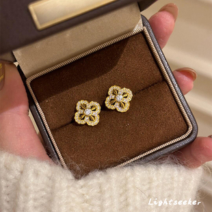 高级感轻奢小众复古气质耳环 爆款 新中式 金刚杵四叶花耳钉2025新款