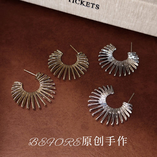 复古港风几何C形耳钉做旧肌理质