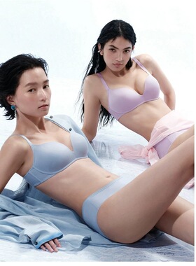 D79-黛-小胸显大上薄下厚2CM简约无痕无钢圈女士文胸内衣-E002525