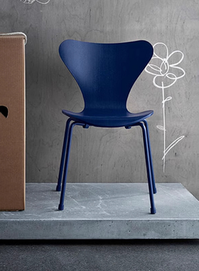 丹麦Fritz Hansen Series 7™ 系列 简约餐椅会客椅家用设计师椅